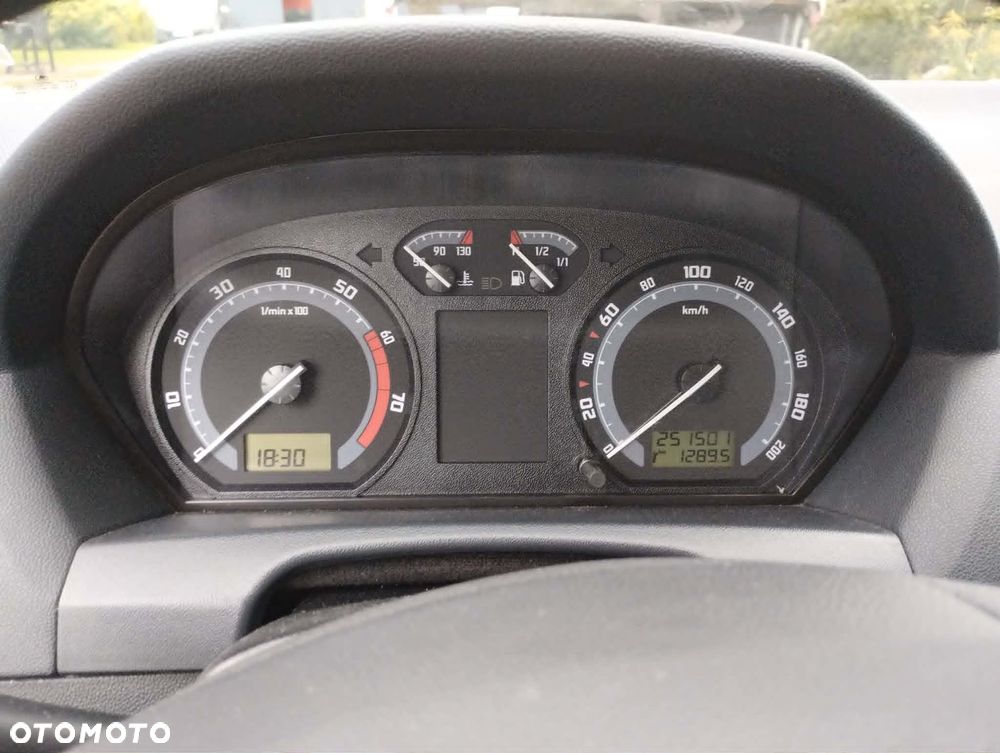 Skoda Fabia 1.4 16V Classic - 13