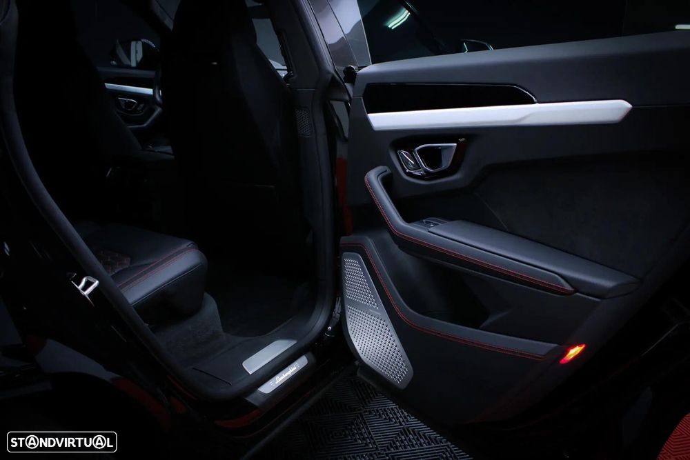Lamborghini Urus 4.0 V8 - 29