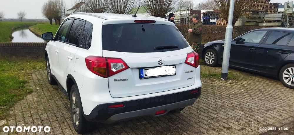 Suzuki Vitara 1.6 Comfort 4WD - 21
