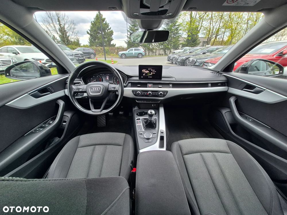 Audi A4 Avant 2.0 TDI - 20