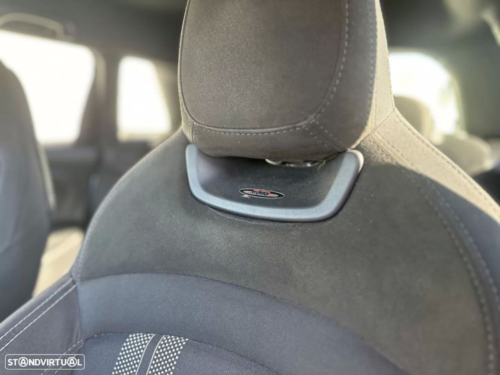 MINI 5 Portas Cooper D - 14