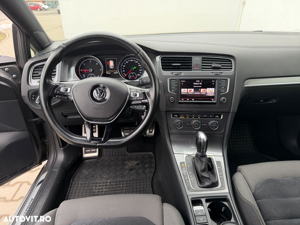 Volkswagen Golf 2.0 TDI DSG 4Motion - 10