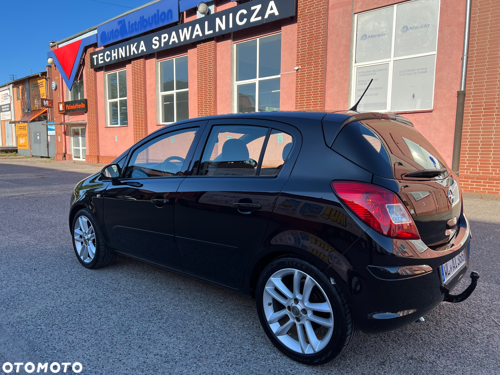 Opel Corsa 1.4 16V Cosmo - 11