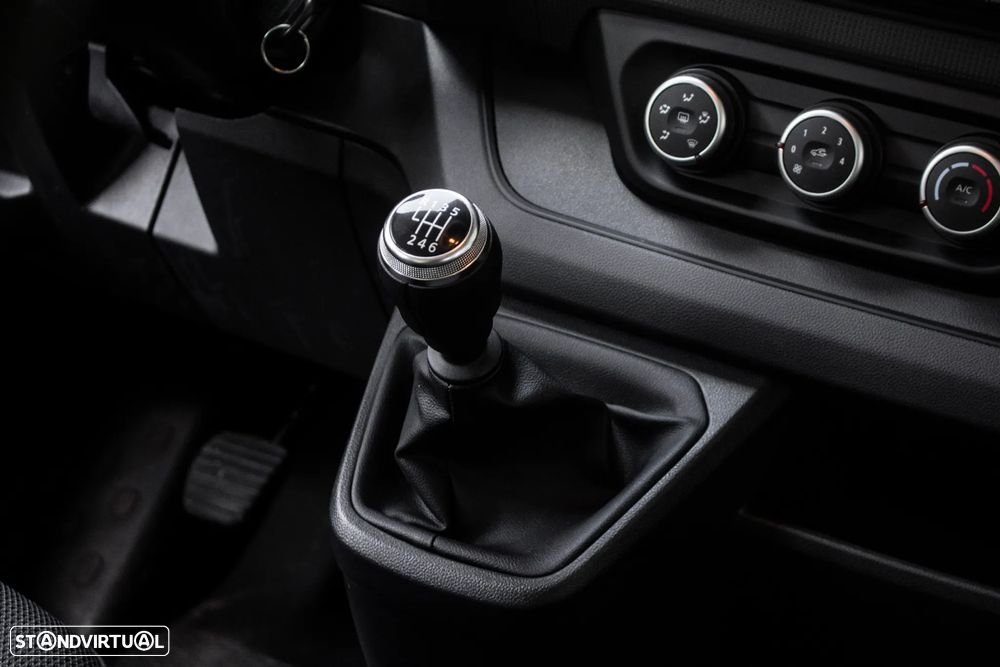 Renault Trafic 2.0 Blue dCi L2 Grand Zen - 32