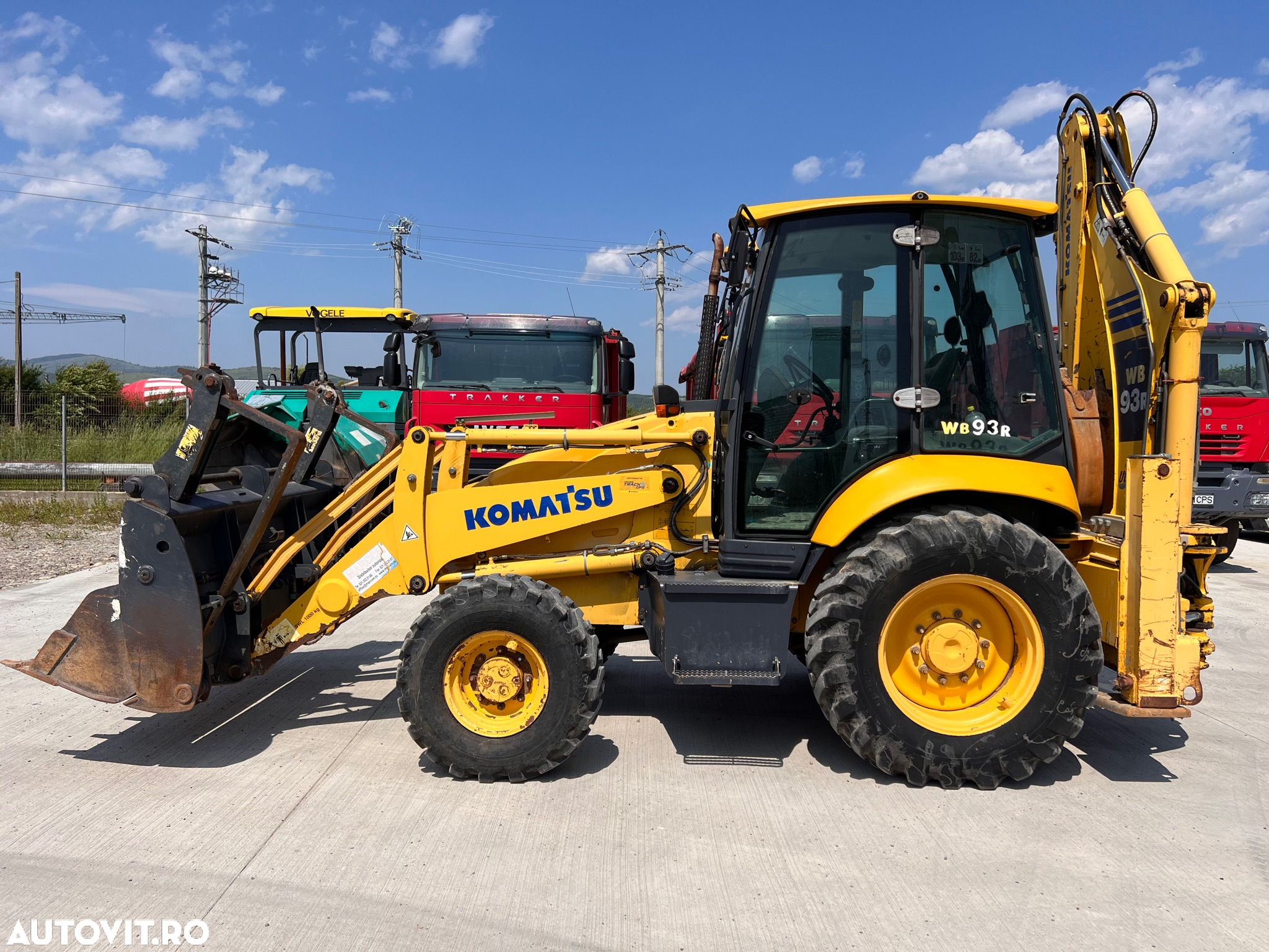 Komatsu Wb93r - 4