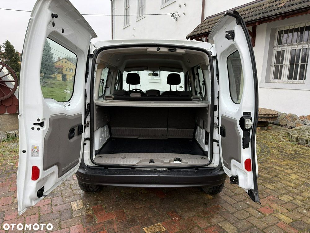 Renault Kangoo 1.6 8V 90 Happy Family - 33