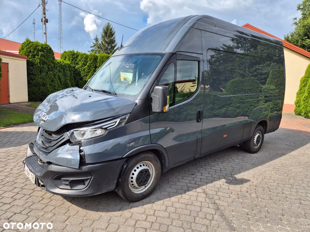 Iveco 35S16 Hi-Matic - 12
