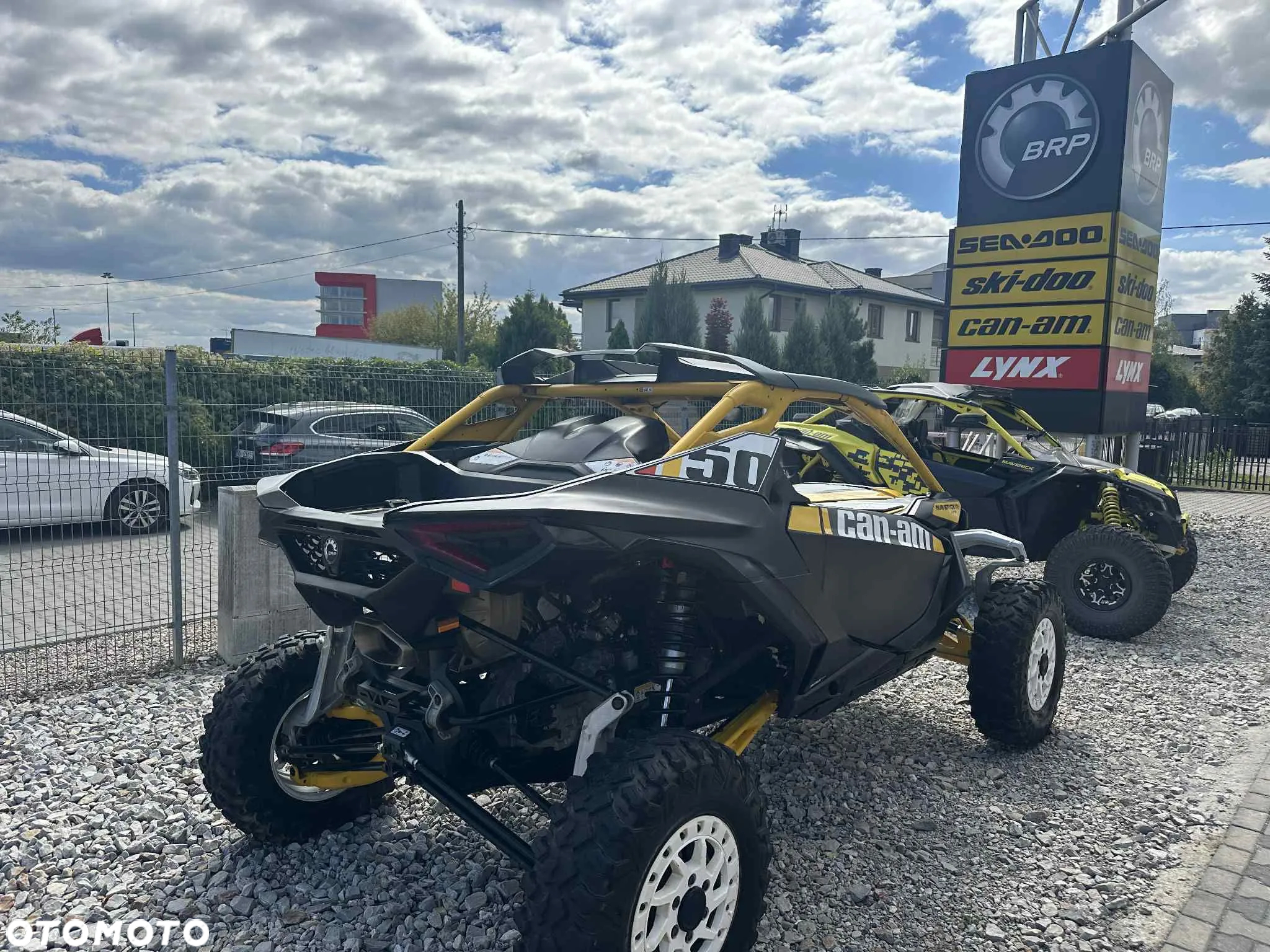 Can-Am Maverick - 5