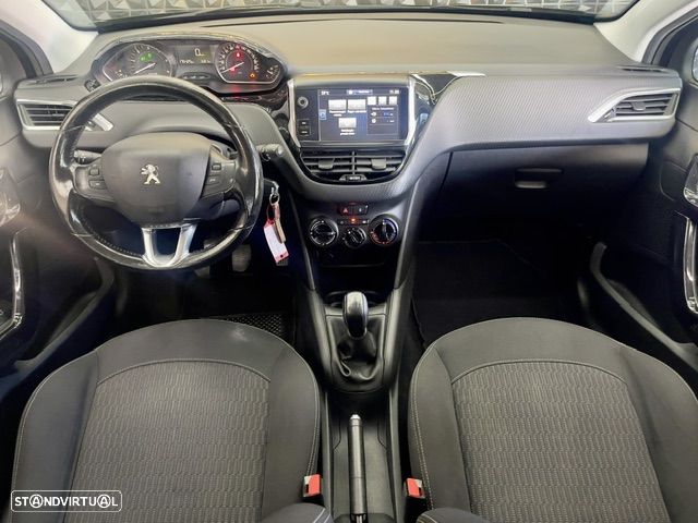 Peugeot 208 1.6 BlueHDi Style - 34