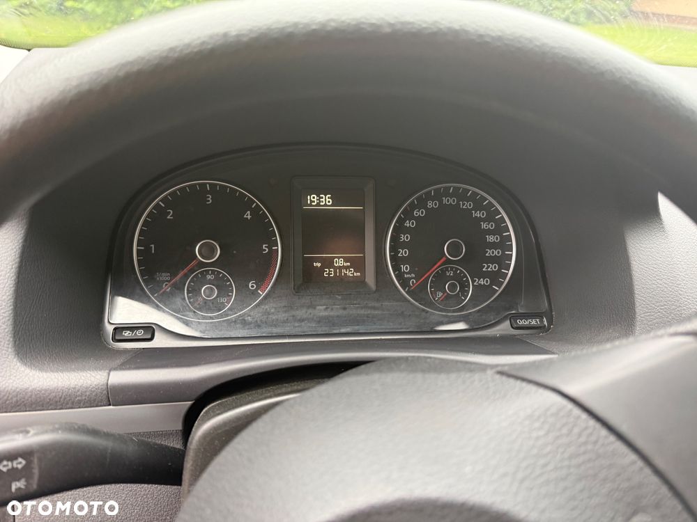 Volkswagen Touran 1.6 TDI DPF BlueMot Comfortline - 28
