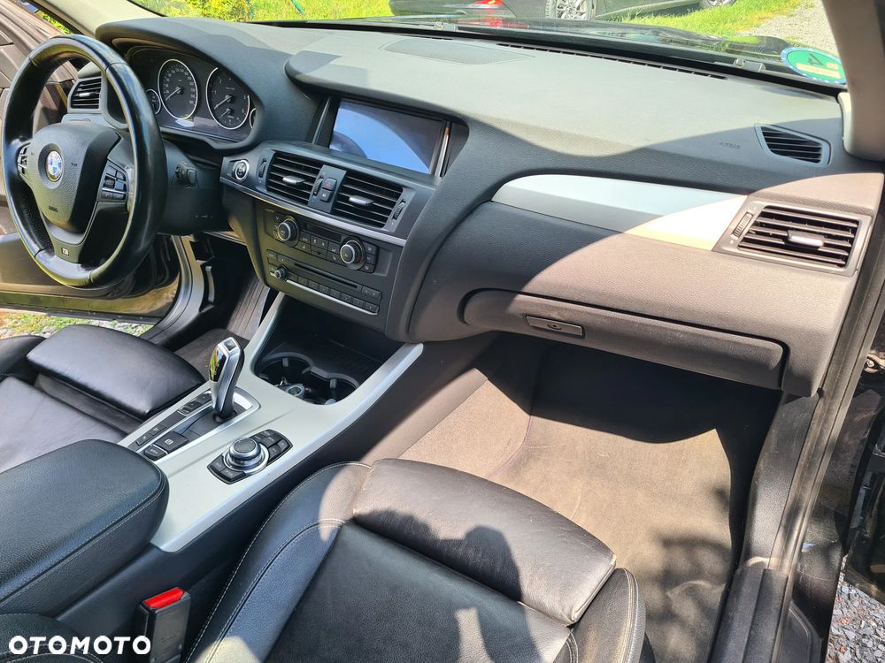 BMW X3 xDrive20d - 17