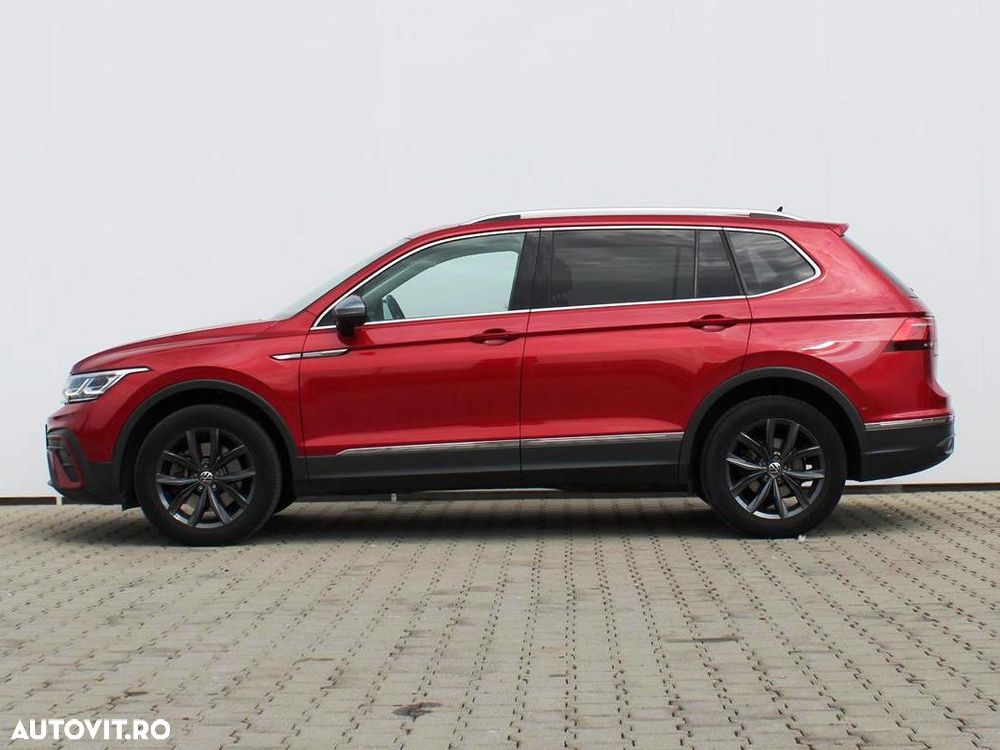 Volkswagen Tiguan - 2