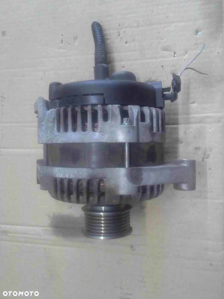 Chevrolet Cruze 2.0 VCDi alternator 140A GM 13502580 - 5