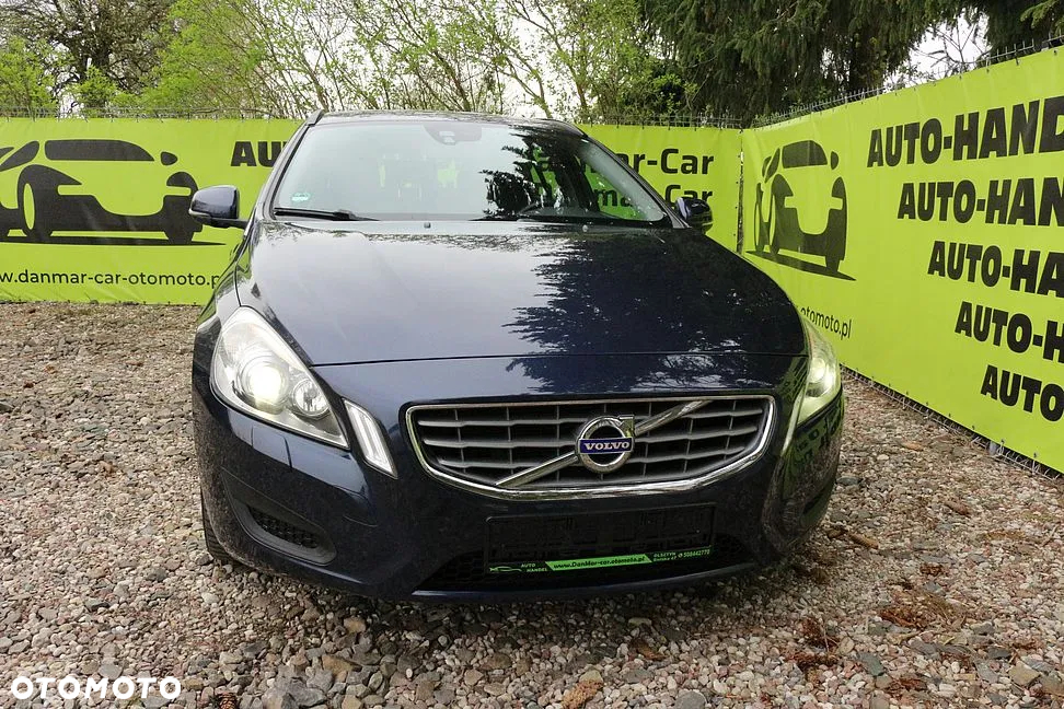 Volvo V60 D3 Geartronic Momentum - 10