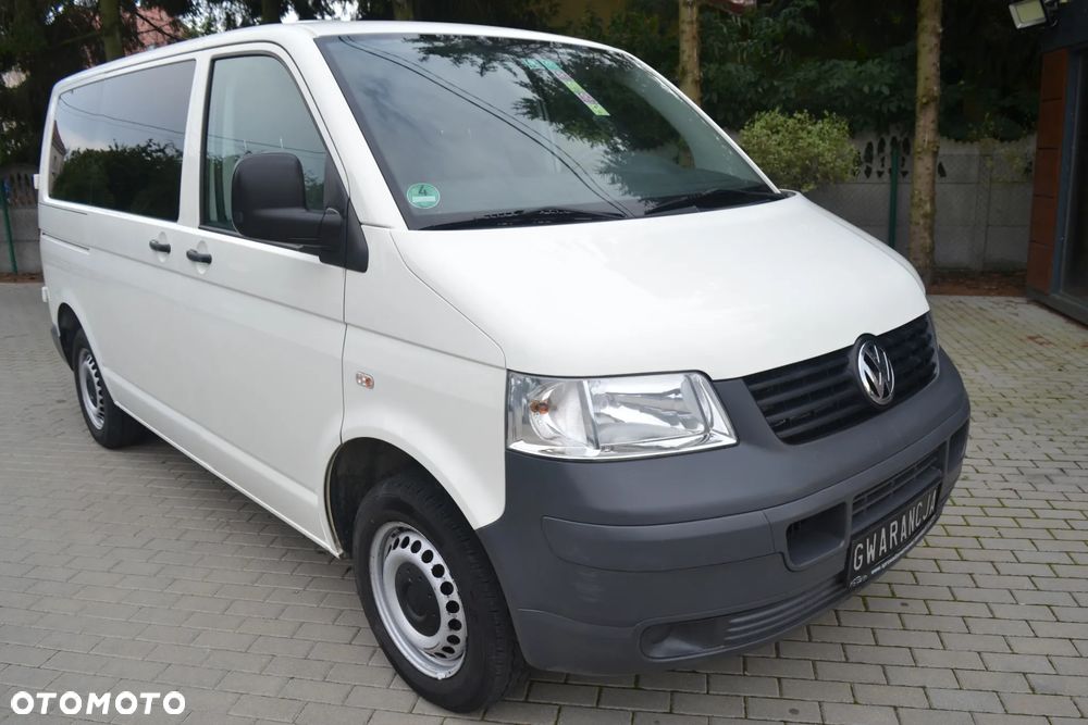 Volkswagen Transporter - 1