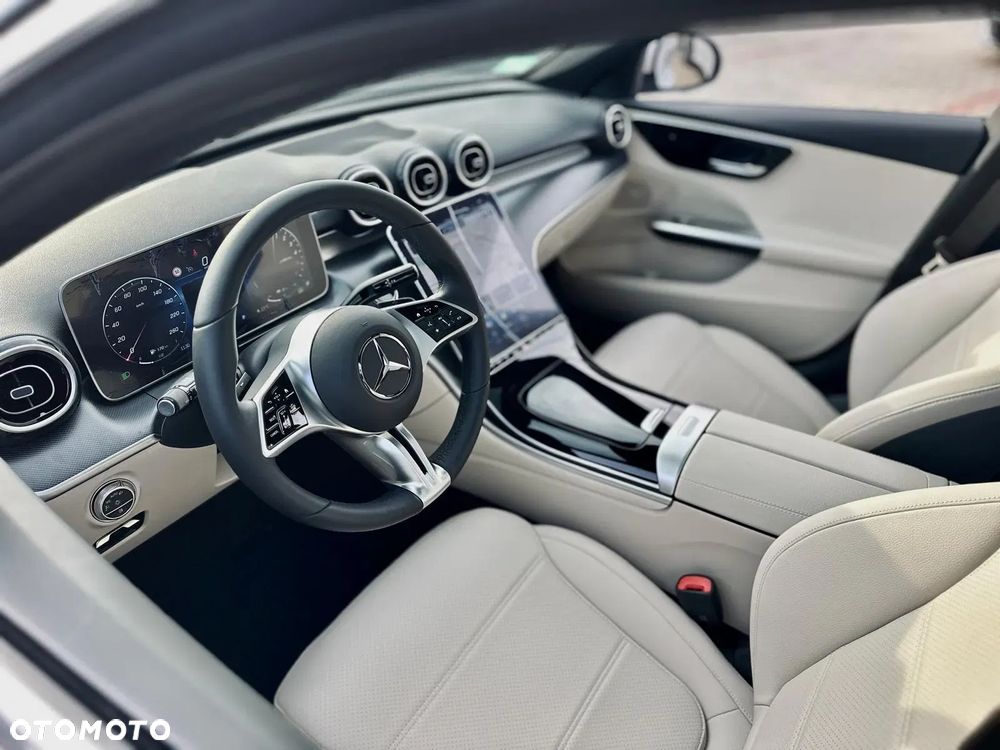 Mercedes-Benz Klasa C 300 de PHEV 4-Matic Avantgarde - 19