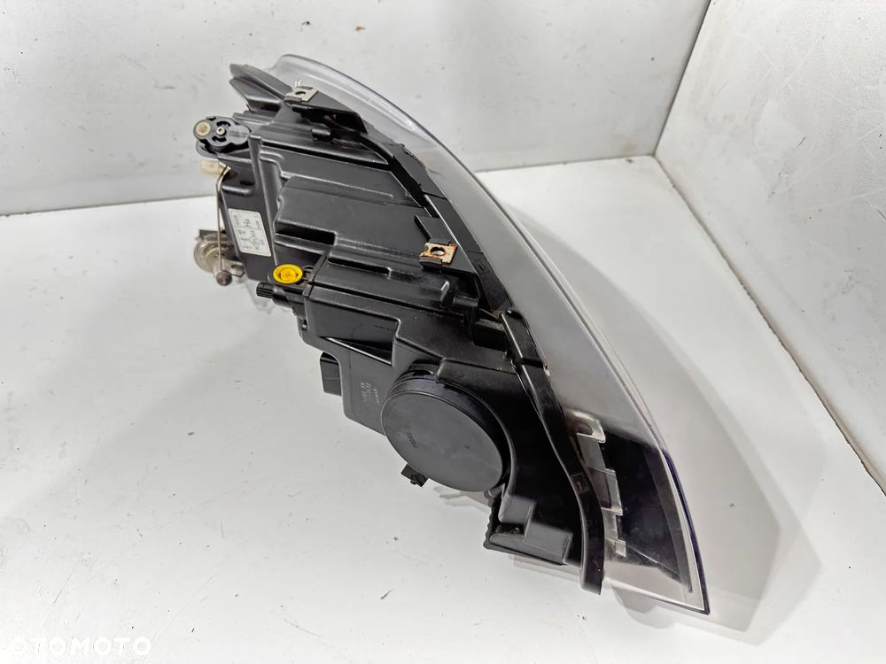 Lampa reflektor L Volkswagen Polo V - 6