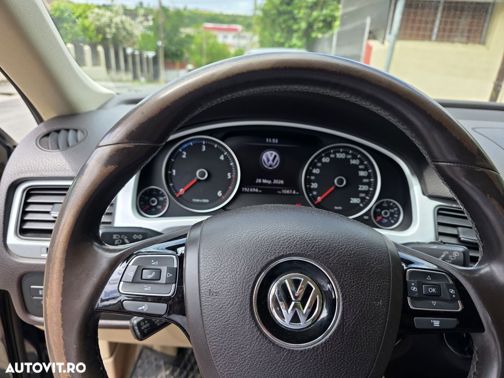 Volkswagen Touareg - 3