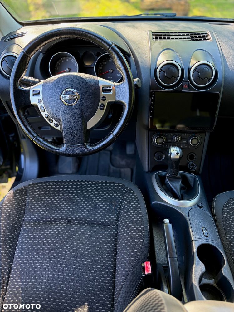 Nissan Qashqai - 12