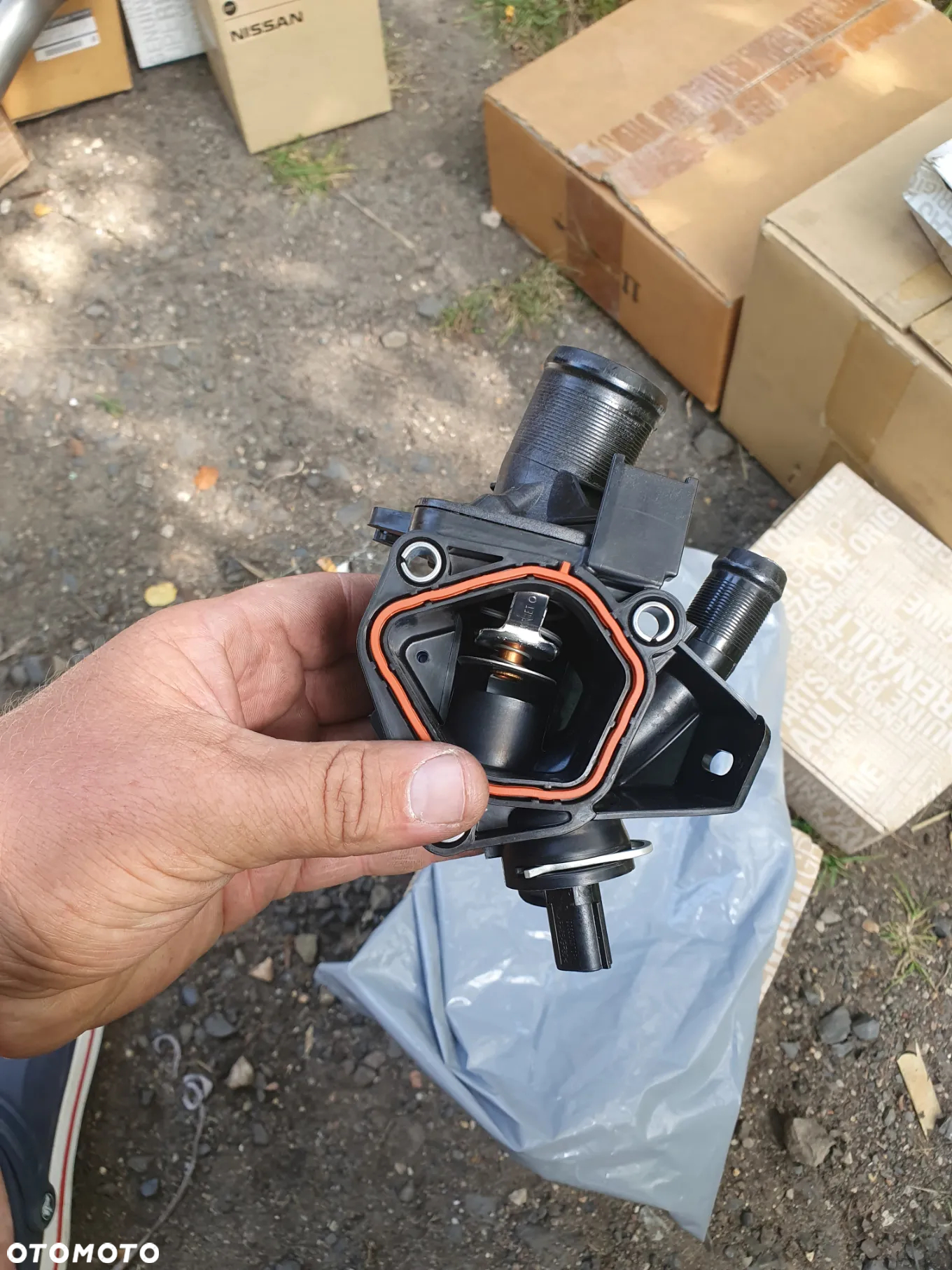 Termostat Obudowa Termostatu Renault Master III 2.3 DCI 110604371R Opel Movano B 2.3 CDTI - 3