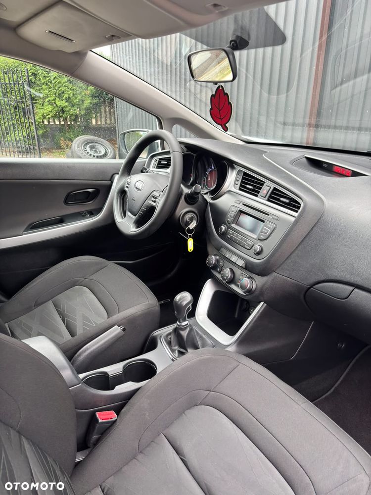 Kia Ceed 1.4 L Business Line - 21
