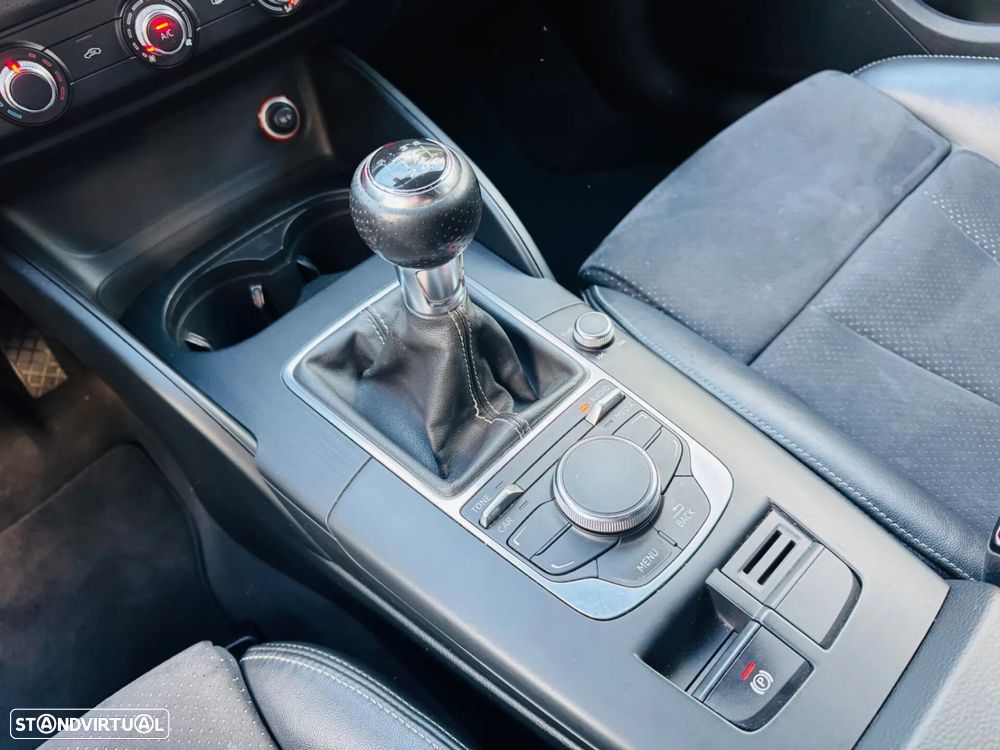 Audi A3 Sportback 2.0 TDI S-line - 34