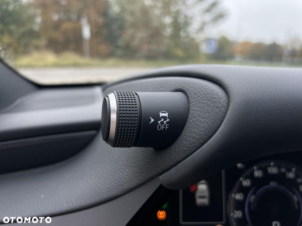 Lexus ES 300h Business Edition - 28