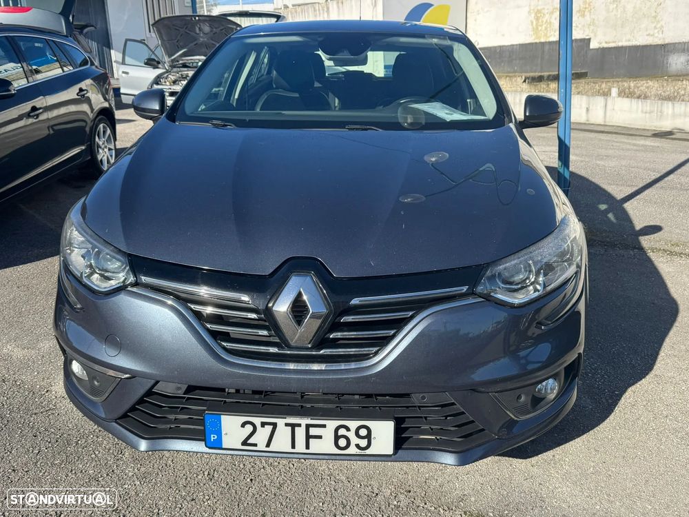 Renault Mégane 1.5 dCi Intens - 2
