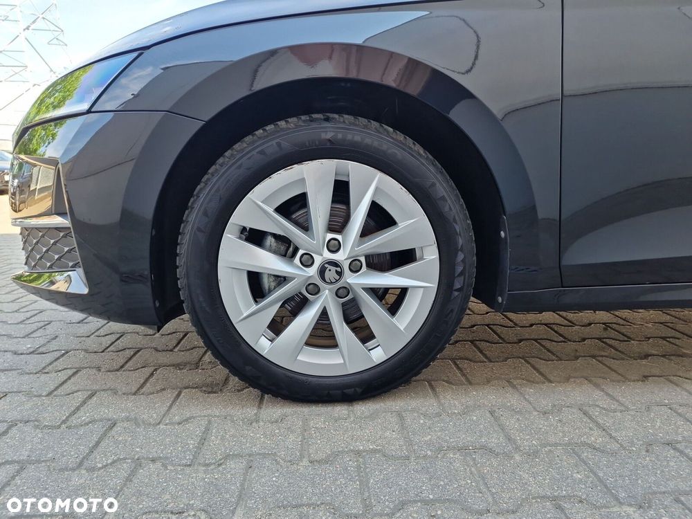 Skoda Octavia 1.5 TSI mHEV Selection DSG - 29