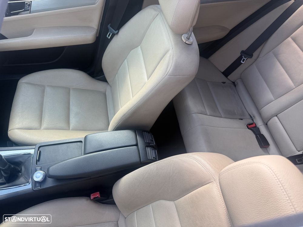 Mercedes-Benz C 220 Station CDI DPF BlueEFFICIENCY Avantgarde - 12