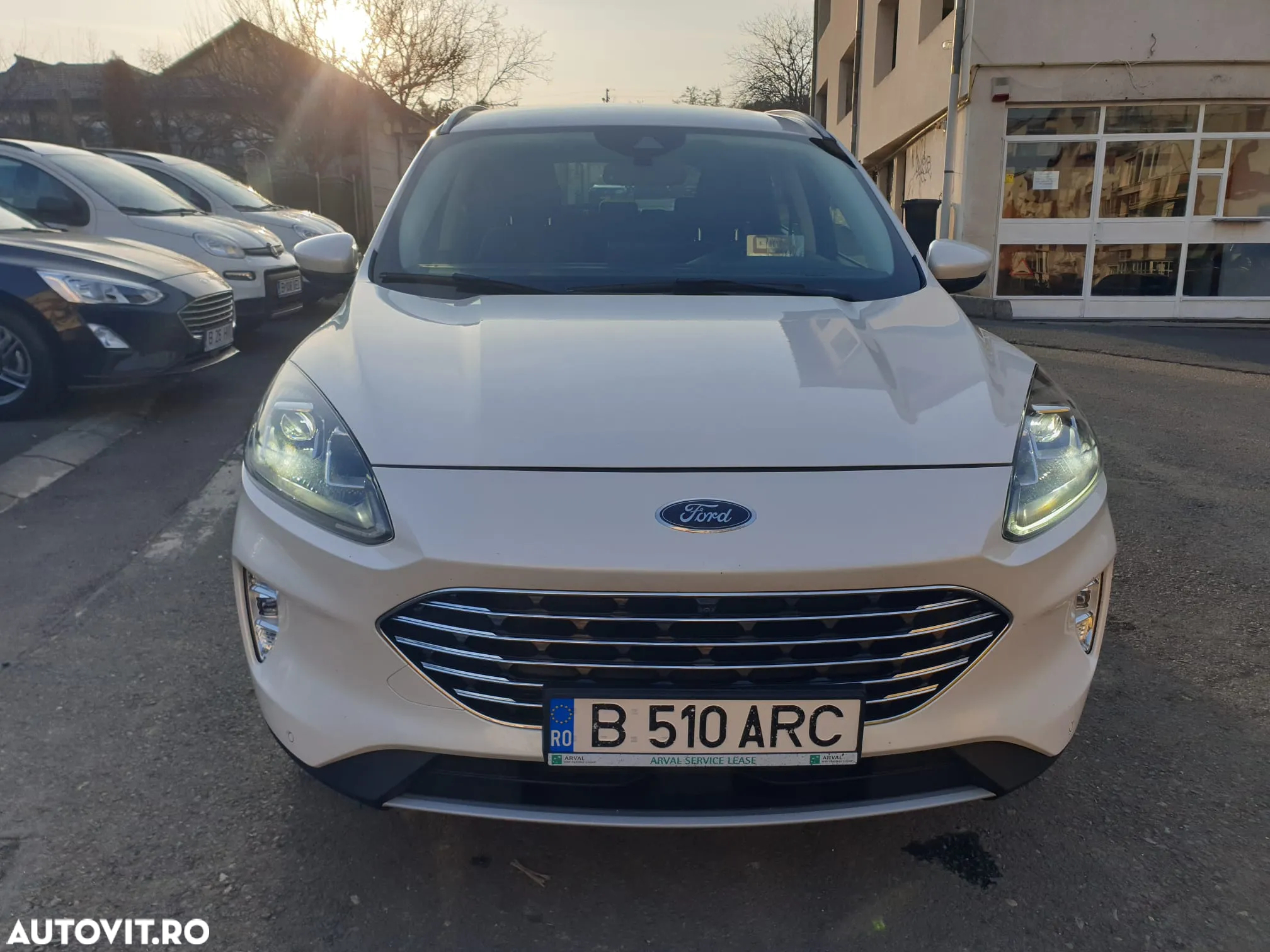 Ford Kuga 2.0 EcoBlue A8 AWD Titanium - 2