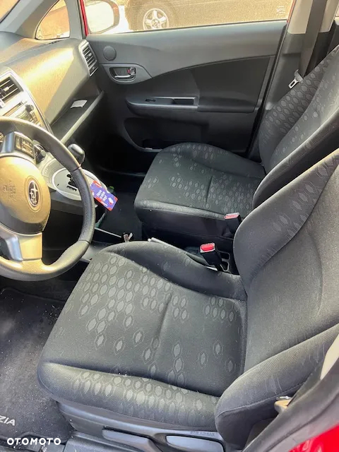 Subaru Trezia - 8