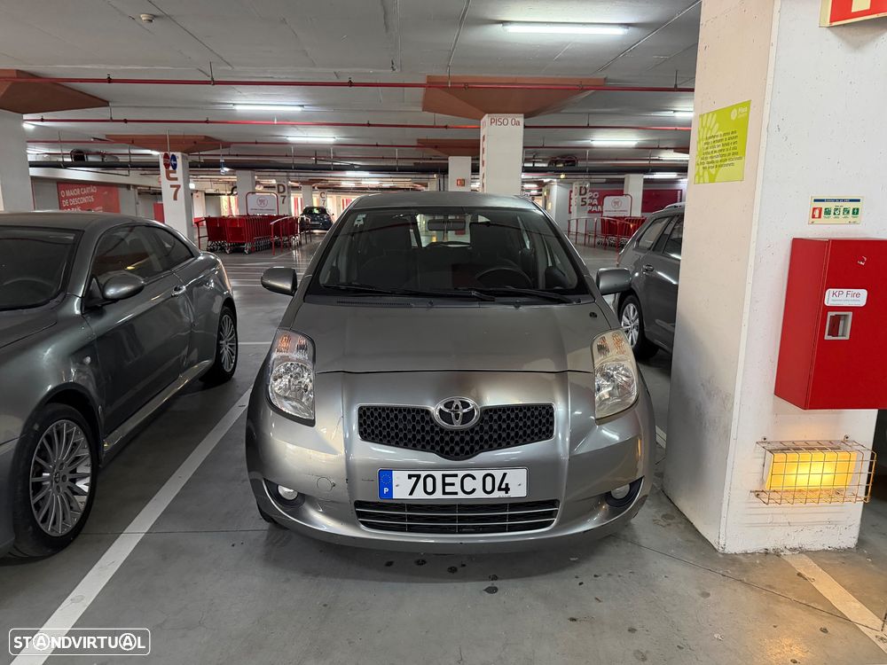 Toyota Yaris 1.0 VVT-i Sol AC+VSC - 2