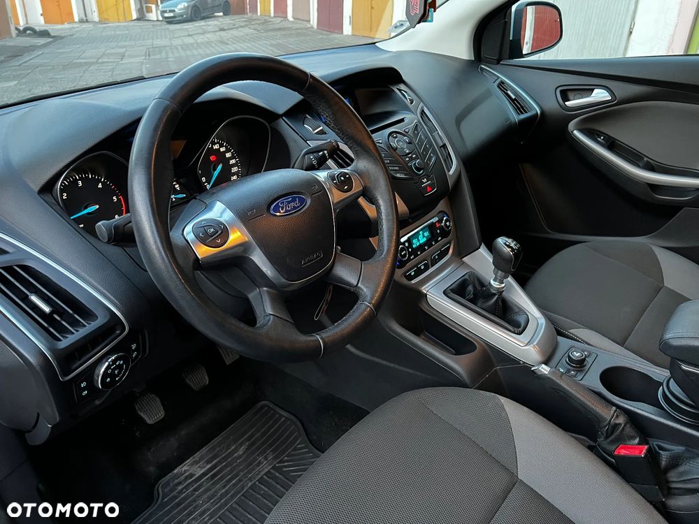 Ford Focus 1.6 TDCi DPF Start-Stopp-System Trend - 12