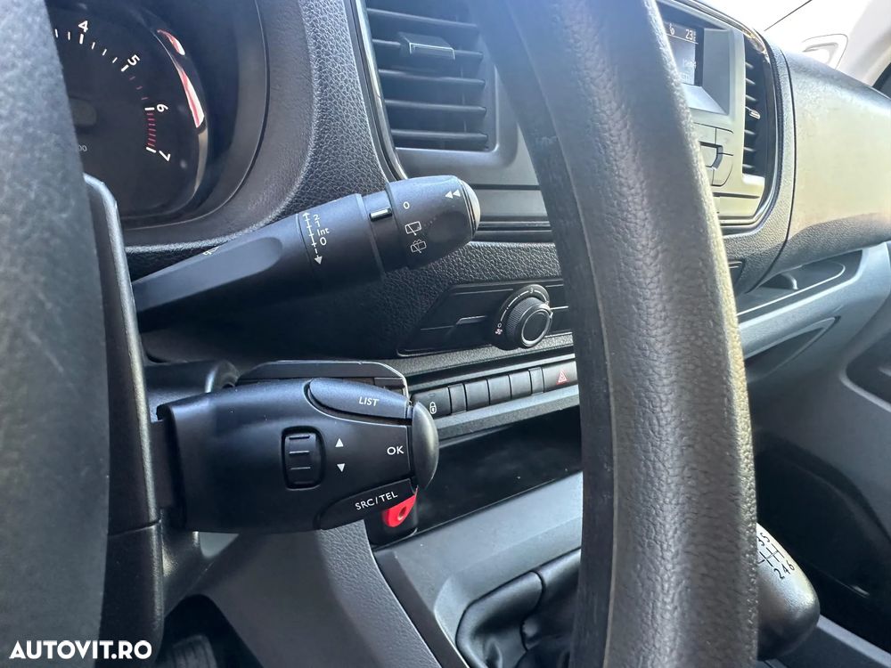 Toyota Proace 1.5 D-4D 120CP 8+1 L2H1 Base+ - 16