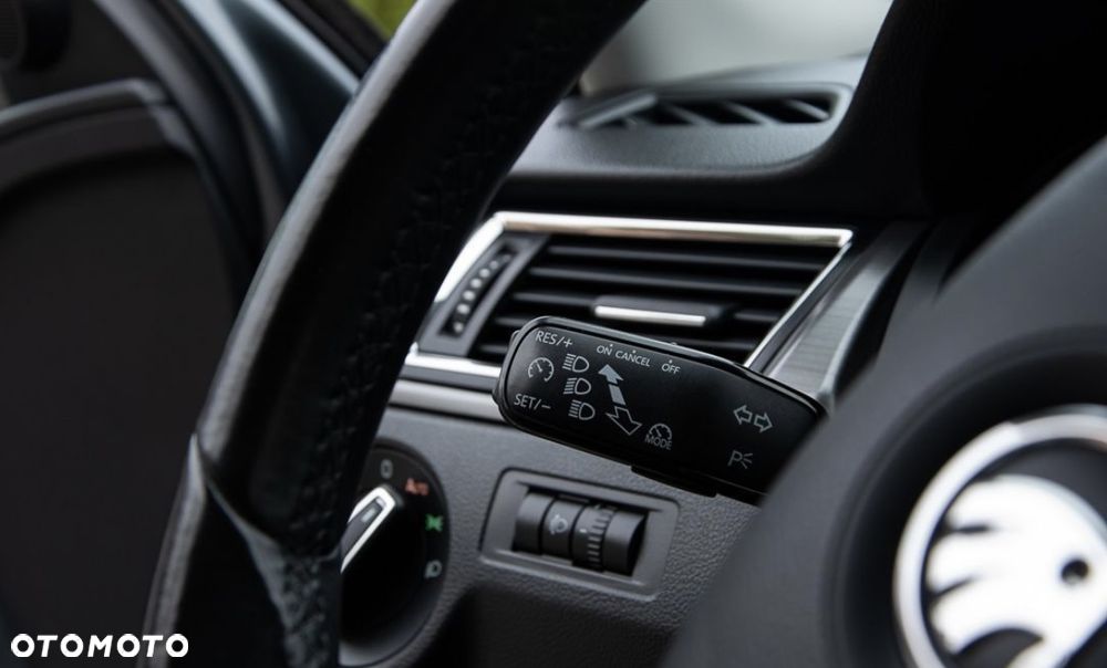 Skoda RAPID 1.4 TDI DPF Style - 16