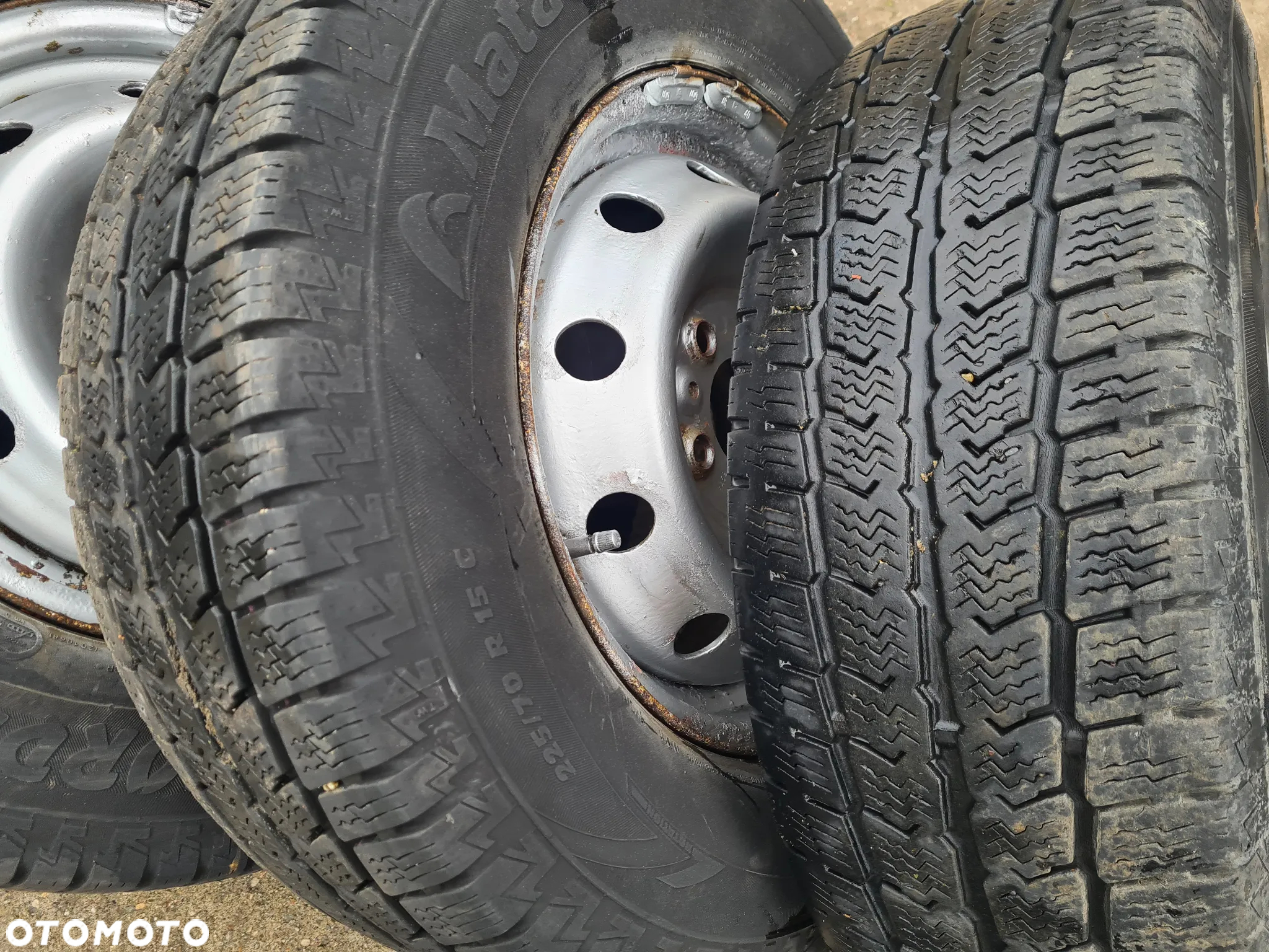 Koła Iveco Daily III felgi stalowe r15 opony Matador ZIMA 225/70R15 C - 2