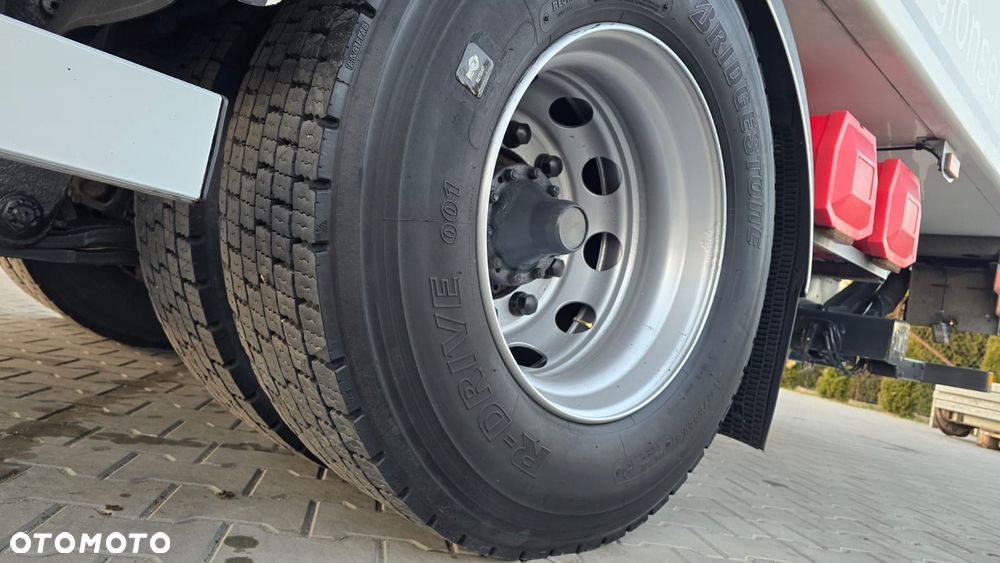 Scania P320 Euro 6 21 palet kontener super stan niski przebieg! kurierka rama do zabudowy laweta - 34