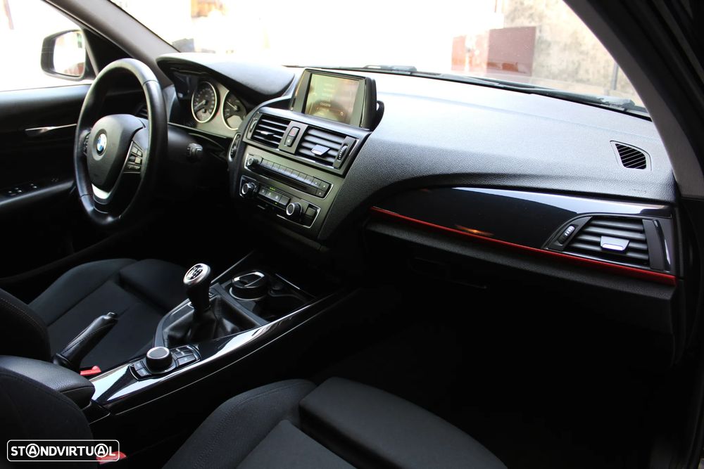 BMW 116 d EDynamics Line Sport - 32