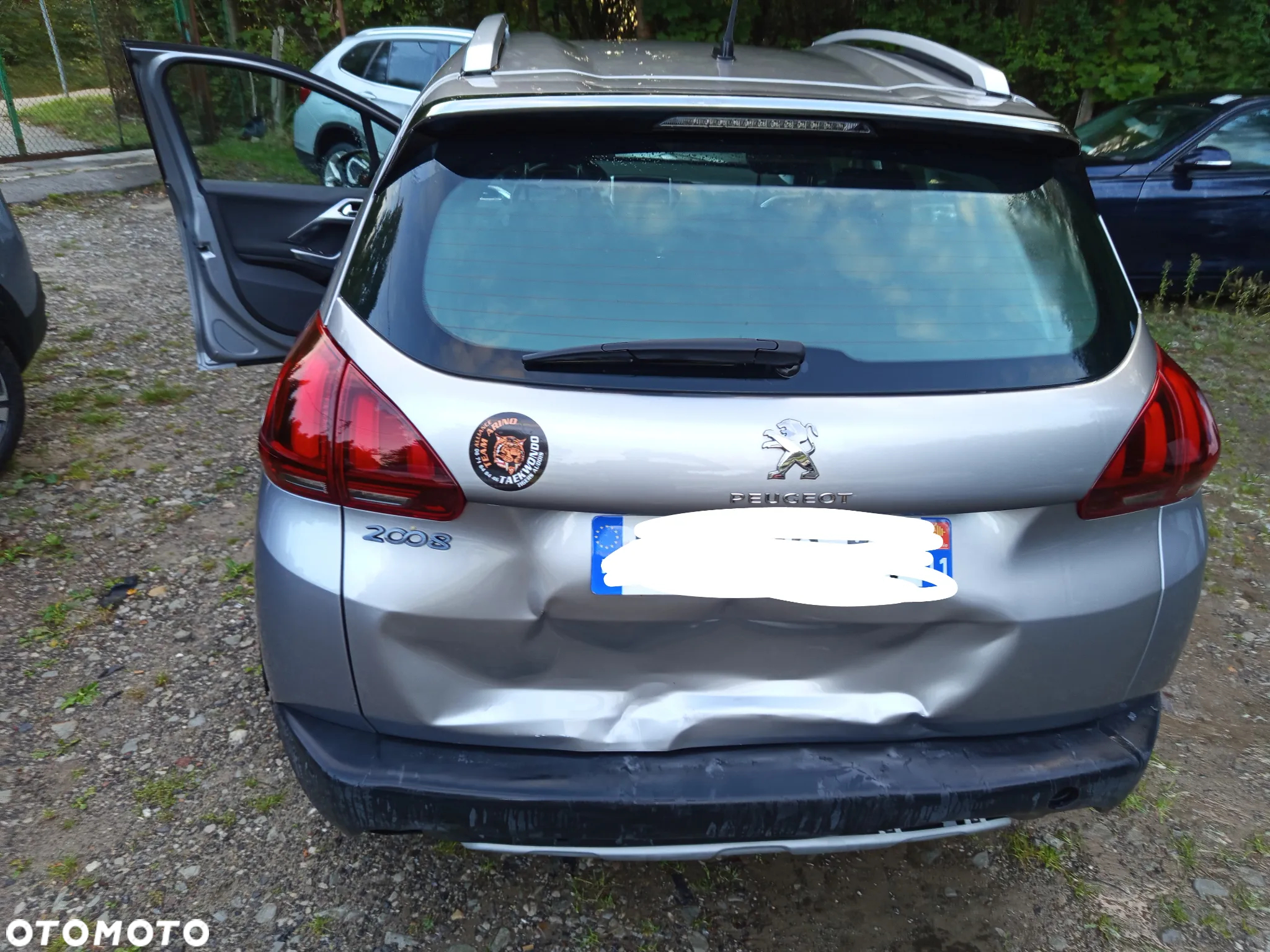 Peugeot 2008 - 13