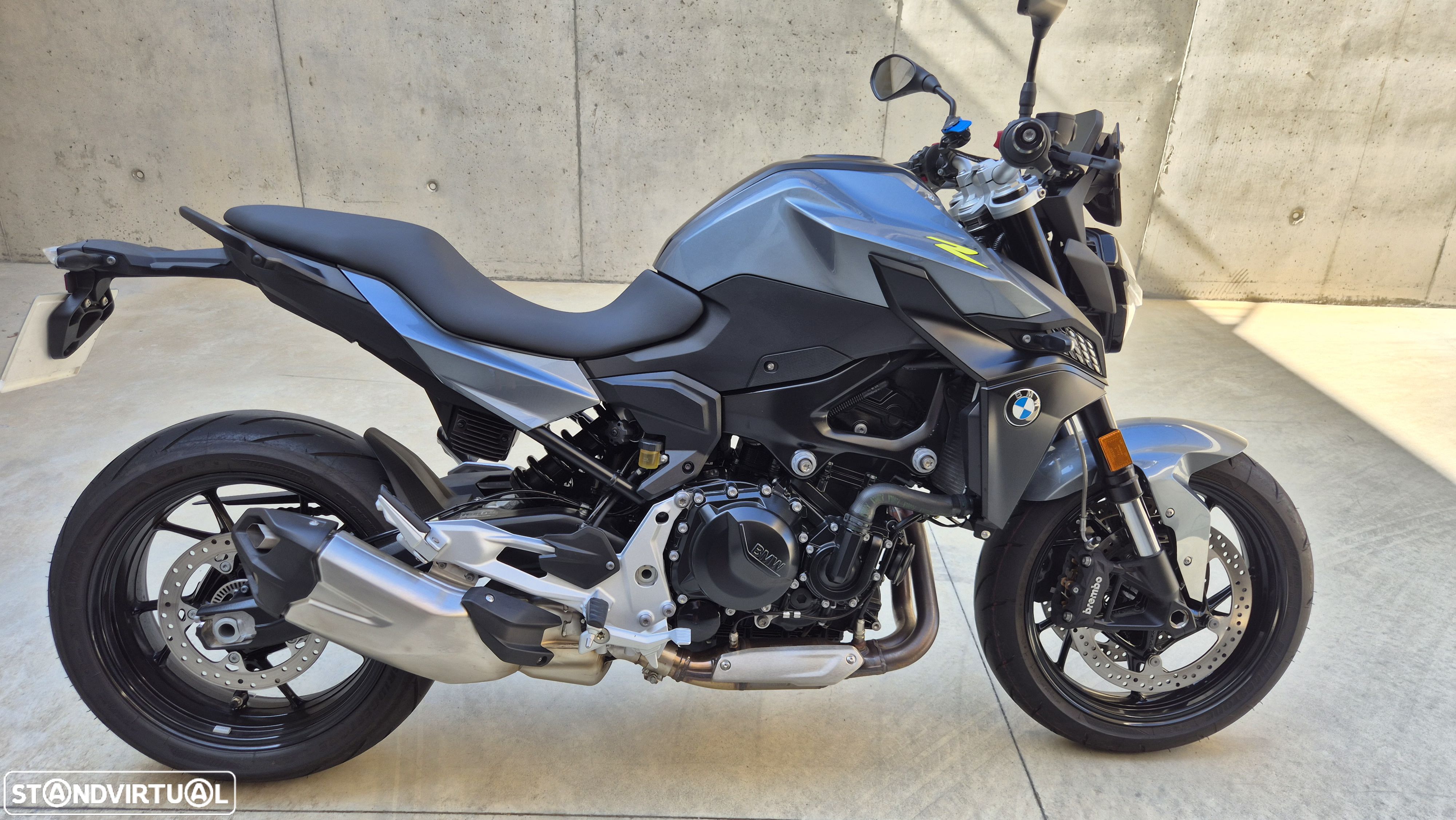 BMW F 900 R - 1