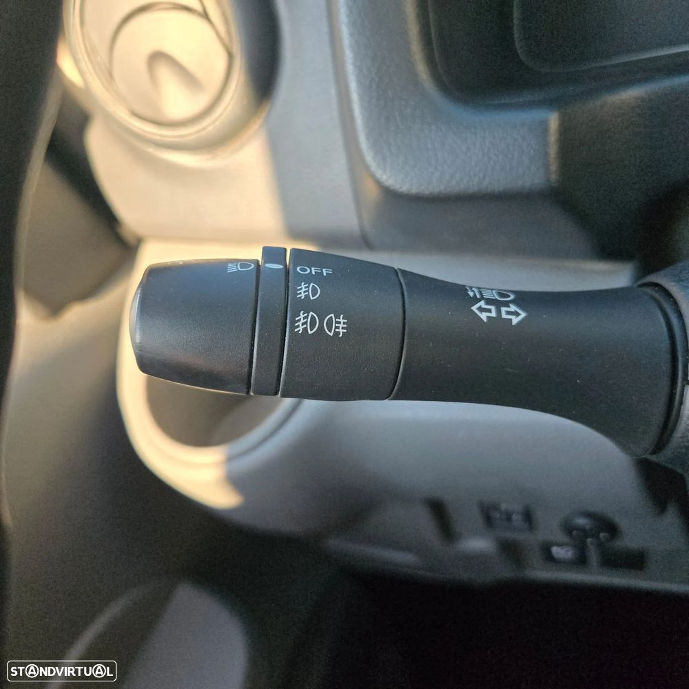 Nissan NV200 Caixa Hidralica - 16