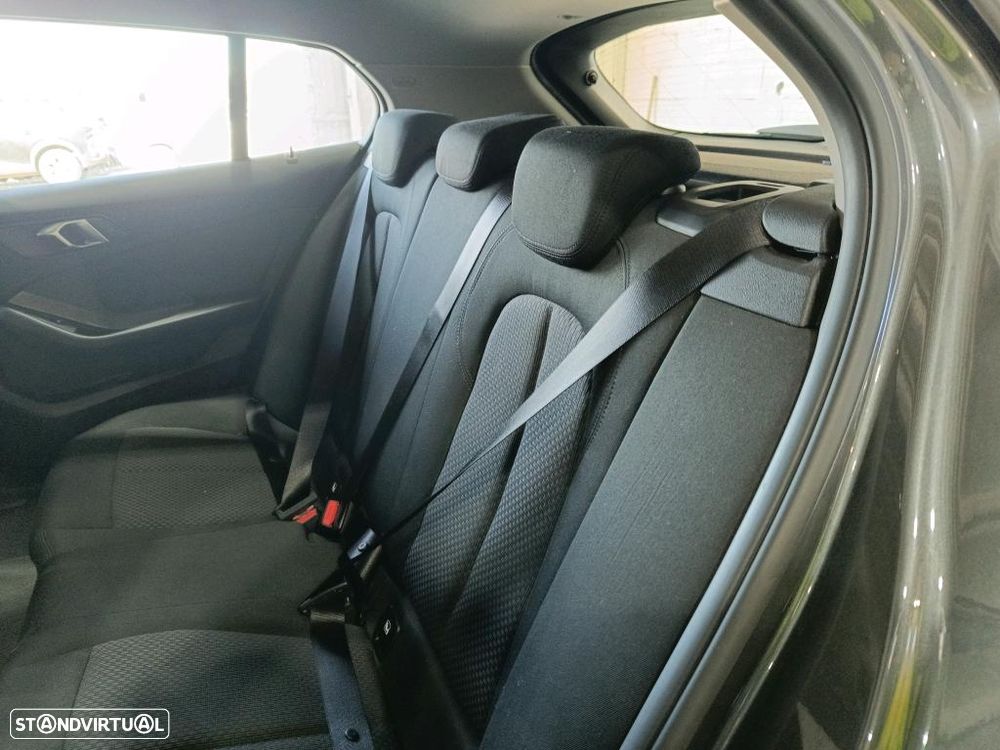 BMW 116 d Corporate Edition Auto - 8