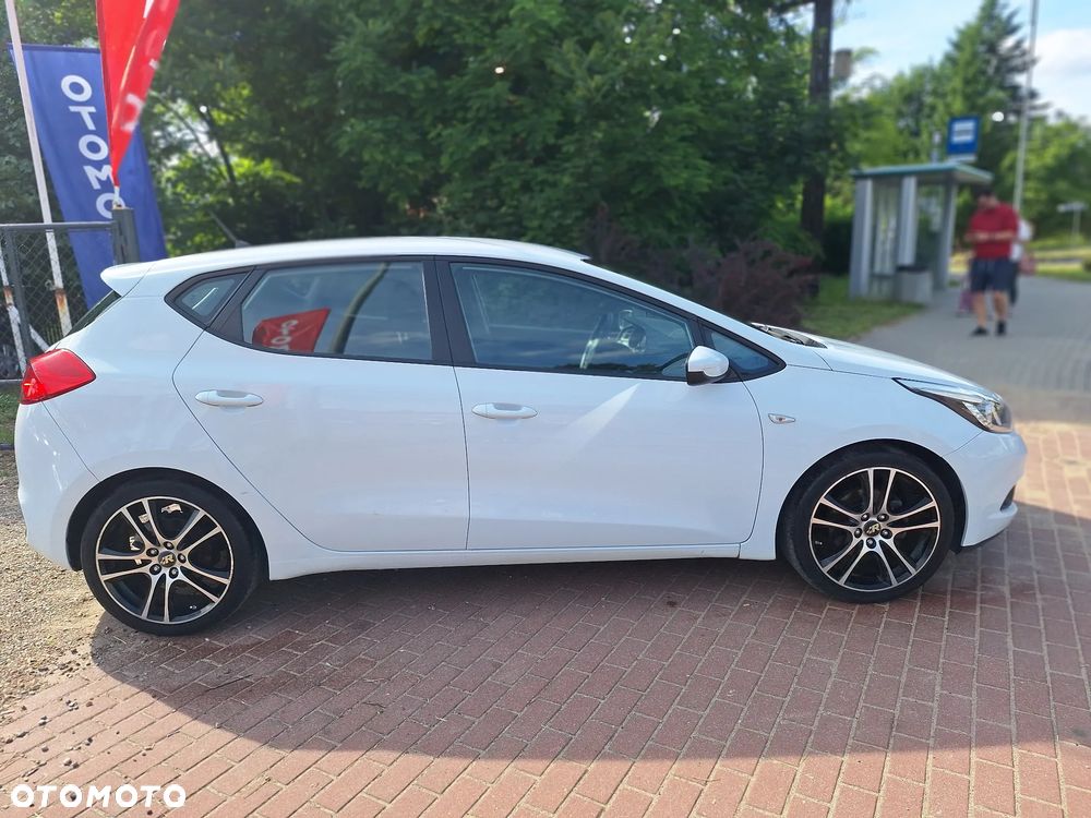 Kia Ceed 1.4 CVVT Attract - 8