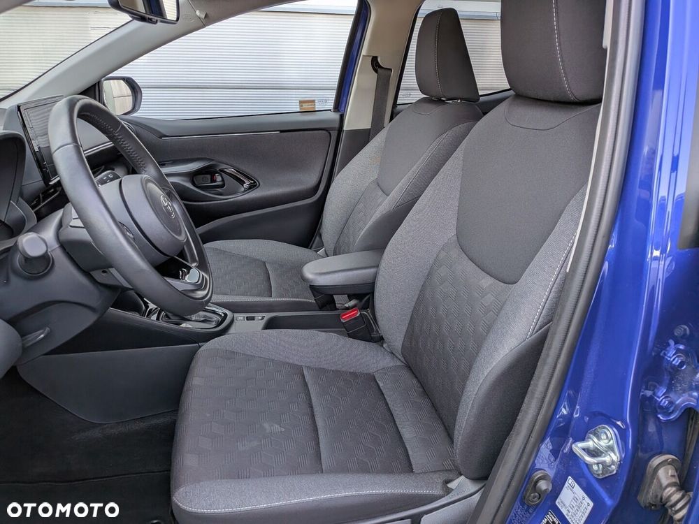 Toyota Yaris Hybrid 1.5 Style - 26