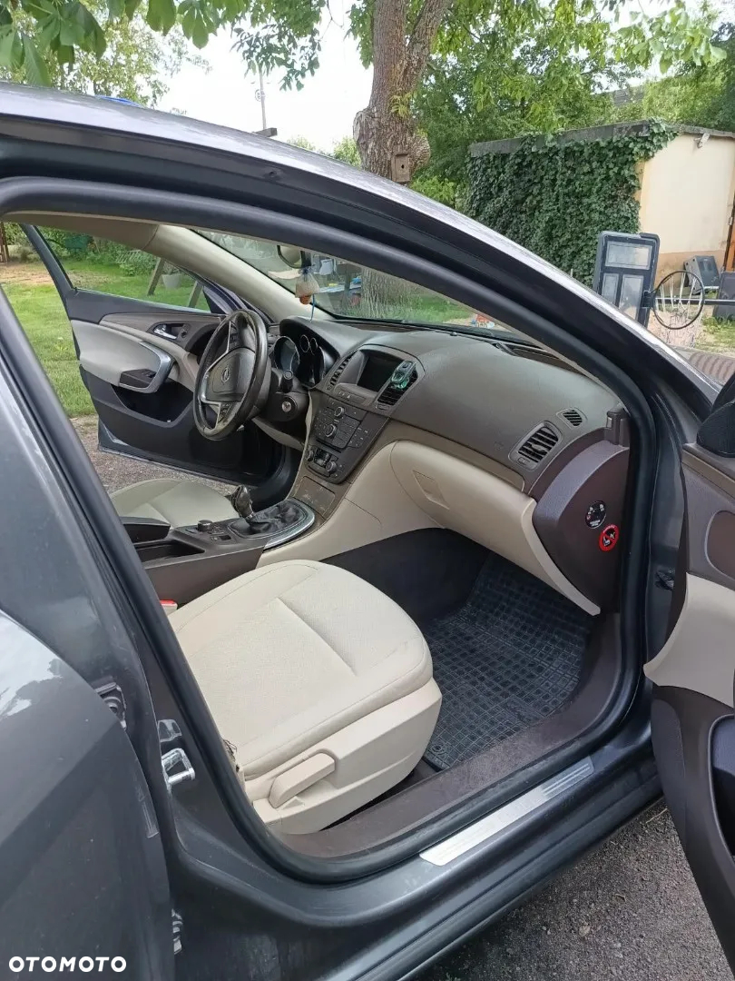 Opel Insignia 2.0 CDTI Edition - 10