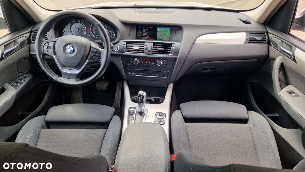BMW X3 xDrive20d - 12