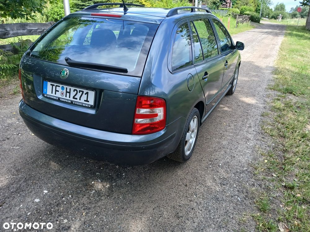 Skoda Fabia 1.4 16V Combi Comfort - 13