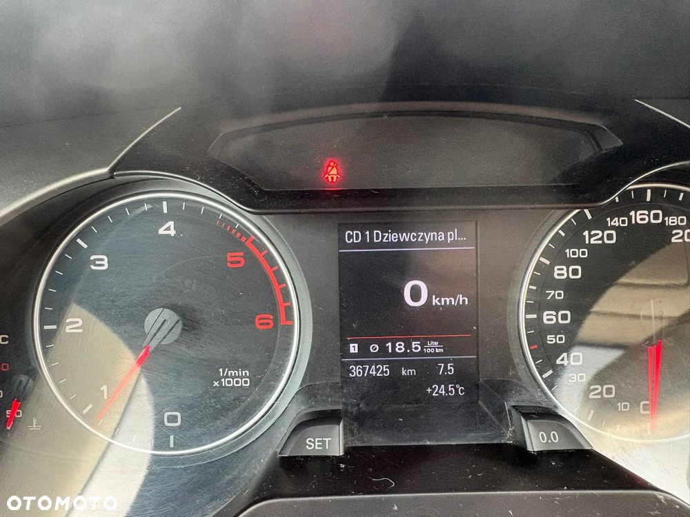Audi A4 Avant 2.0 TDI - 8