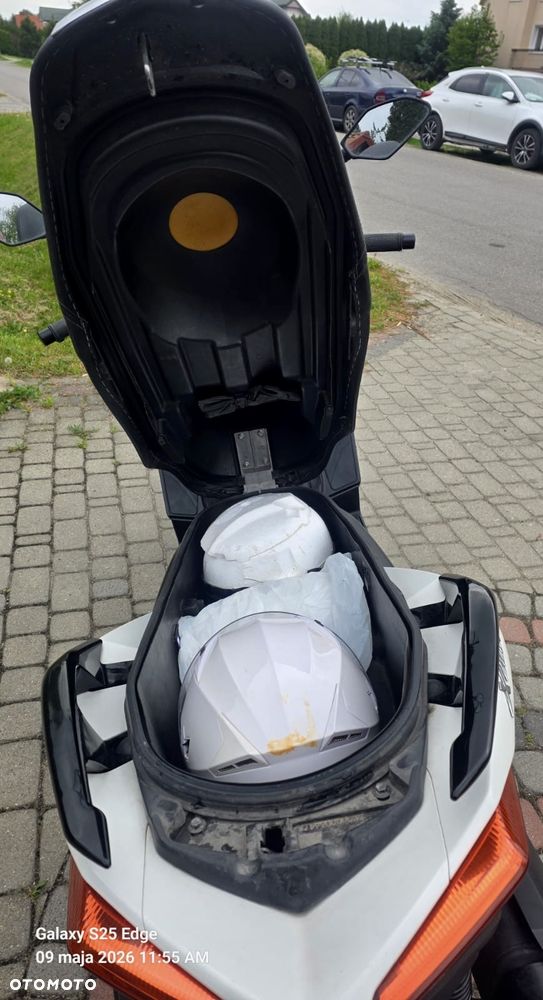 Yamaha X-max - 9